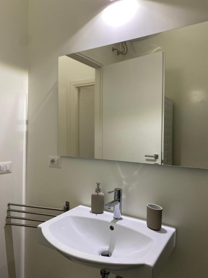 קליארי Premium Apartment City Center מראה חיצוני תמונה